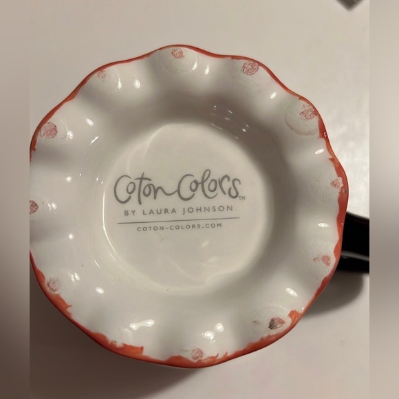 Retired Coton Colors Coffee Mug, excellent condition 
Mint cup, coral ruffle - Picture 4 of 5